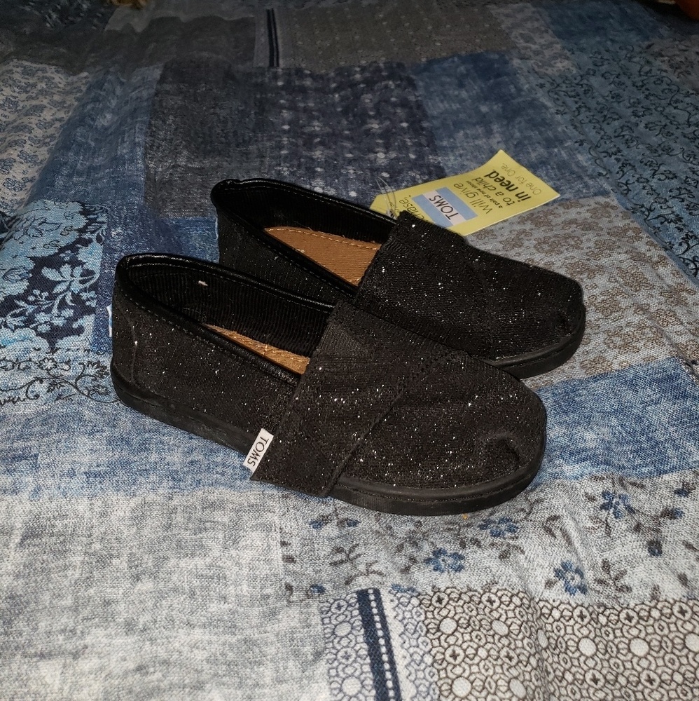 2 pairs girls Toddler 10 Black Glimmer Shoes NWT